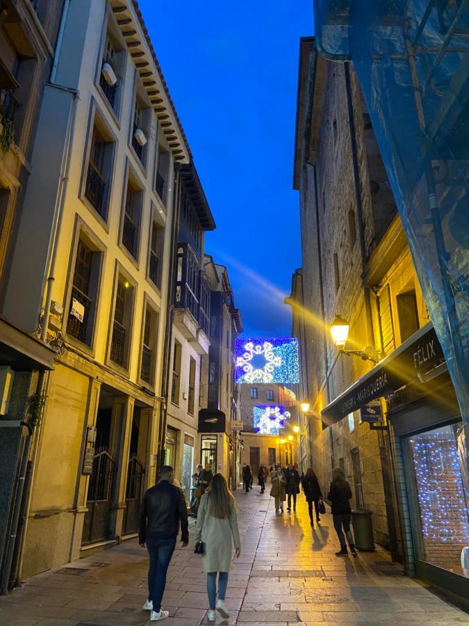 Atico Al Lado Del Ayuntamiento Lägenhet Oviedo Exteriör bild