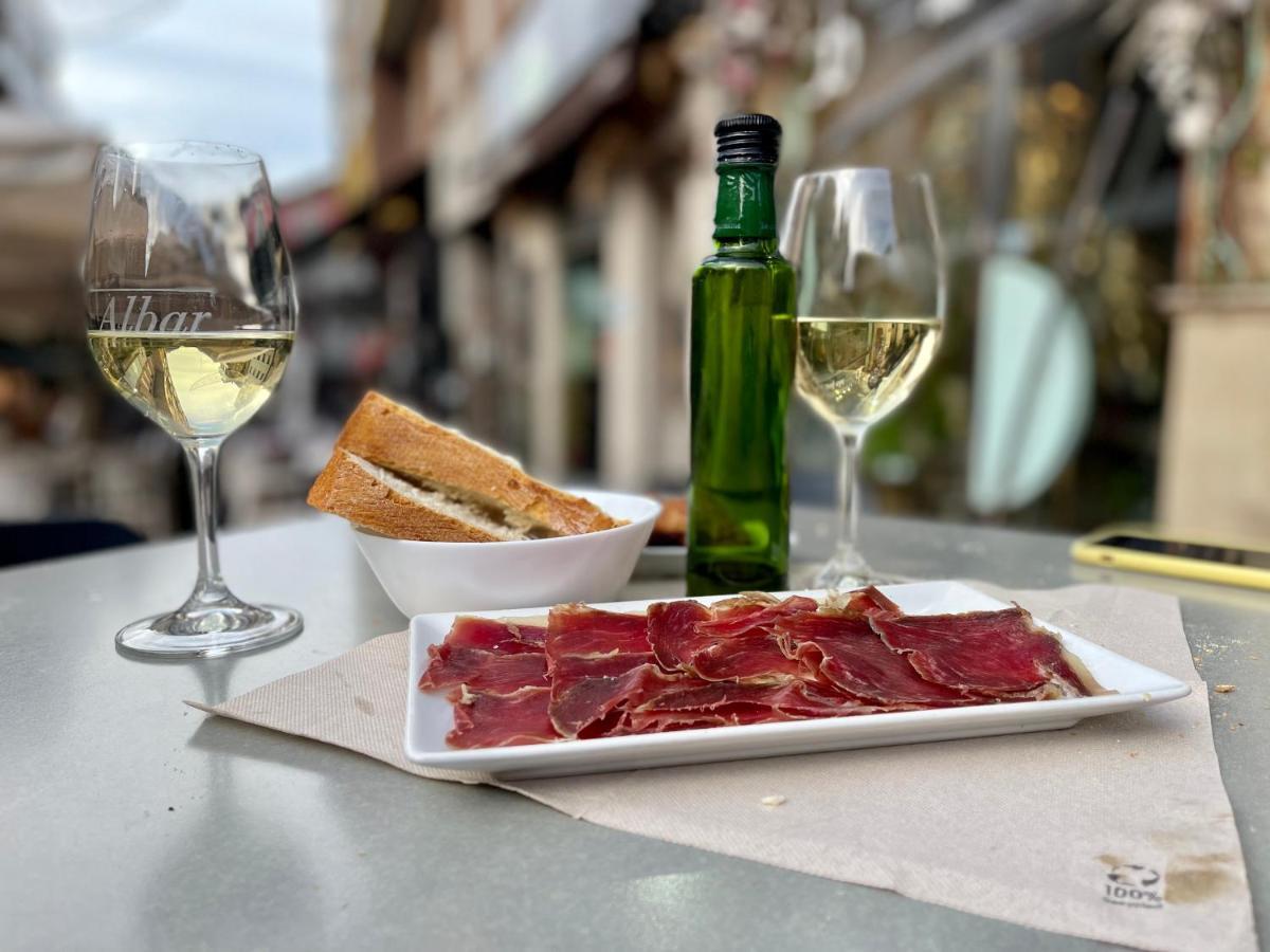 Atico Al Lado Del Ayuntamiento Lägenhet Oviedo Exteriör bild