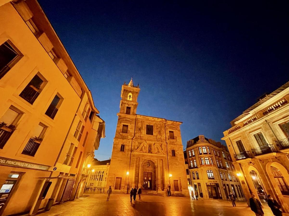 Atico Al Lado Del Ayuntamiento Lägenhet Oviedo Exteriör bild
